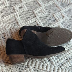Jessica Simpson Black Ankle Booties